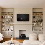 The Kilburn Arms Crib - Chic 2Bdr House With Study Room